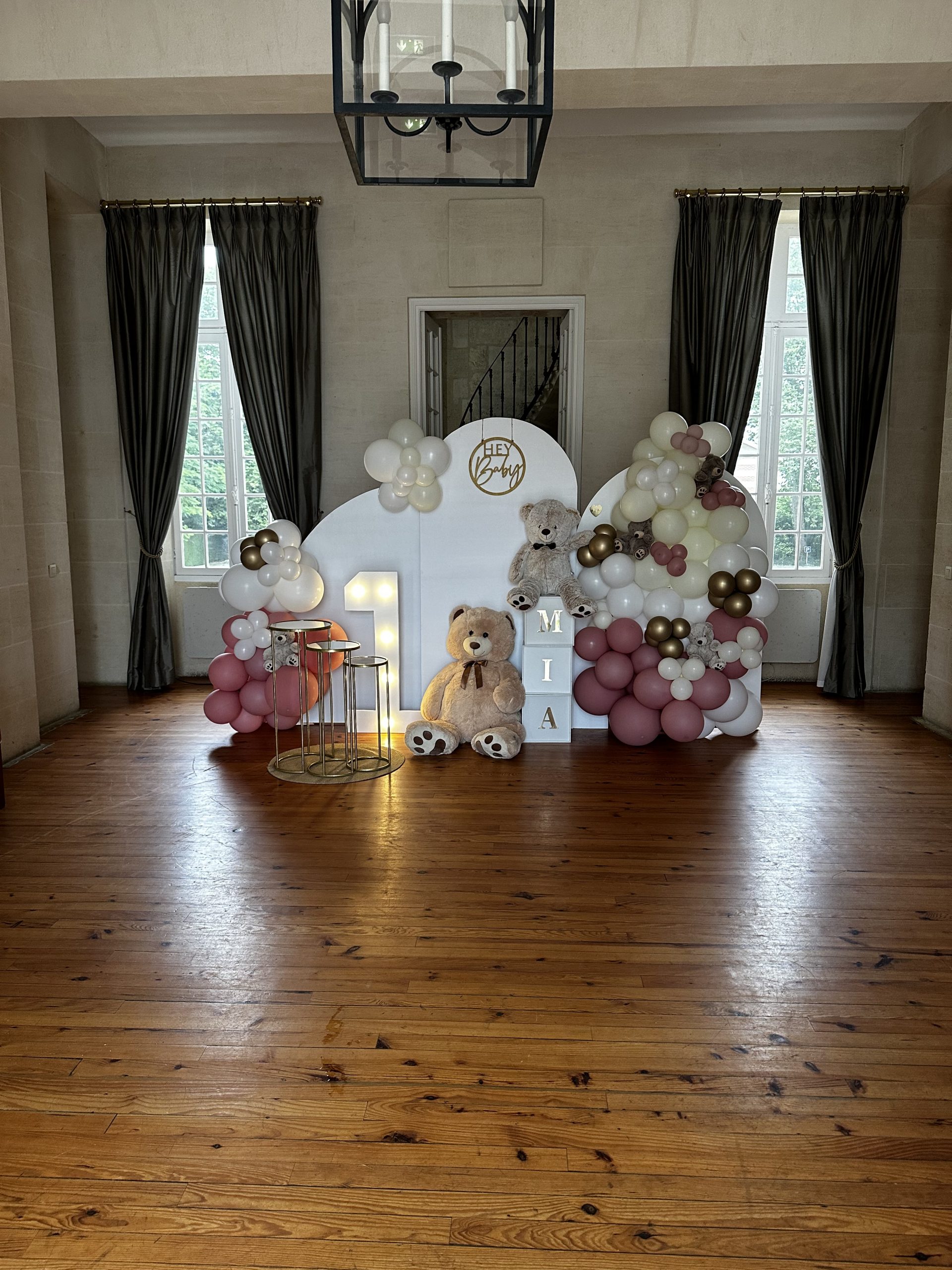 Location de photobooth pour anniversaire bébé au château de beaumont, Cussac-Fort-Médoc