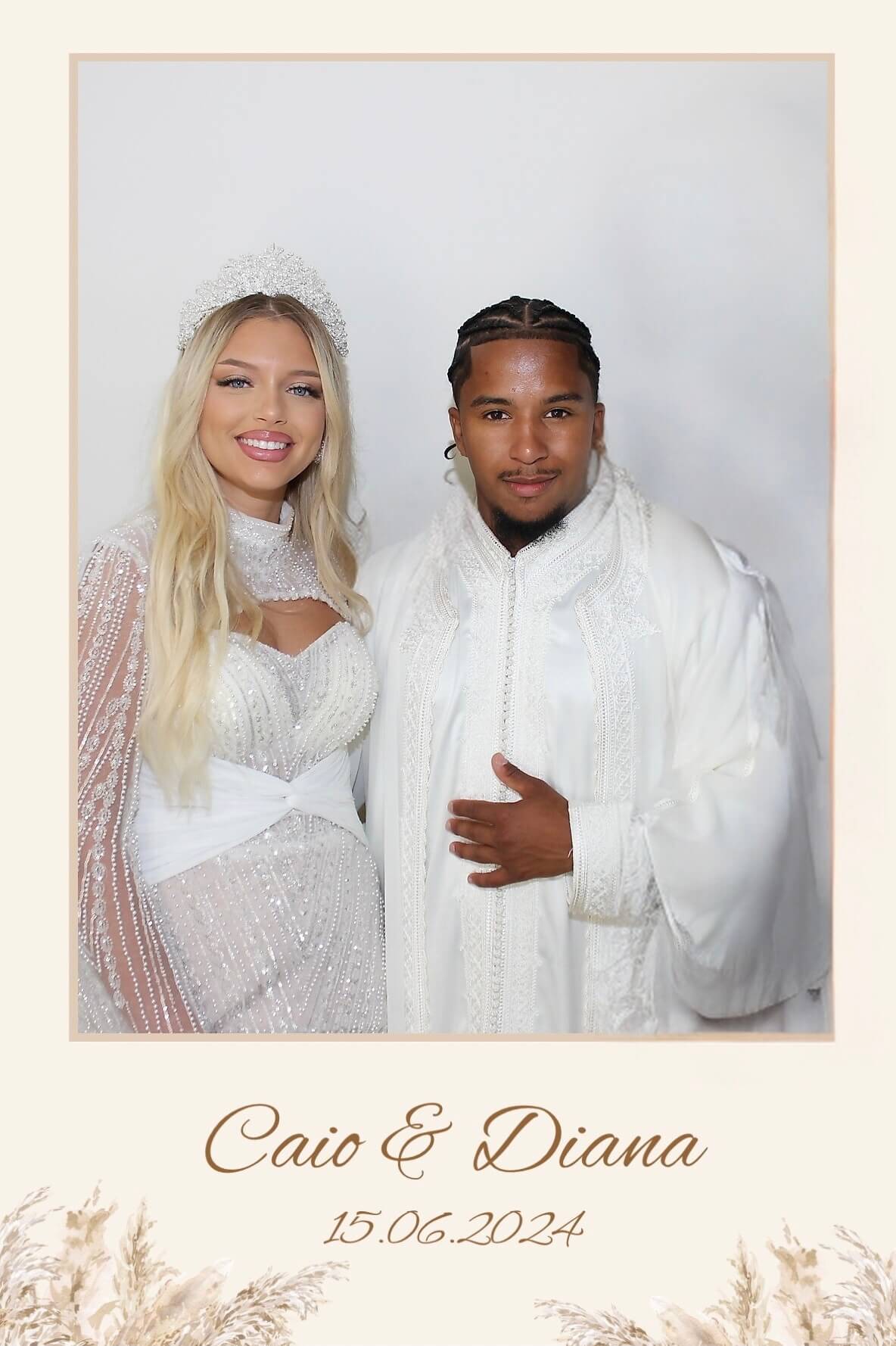 Wood Photobooth mariage Talence — Happy Time